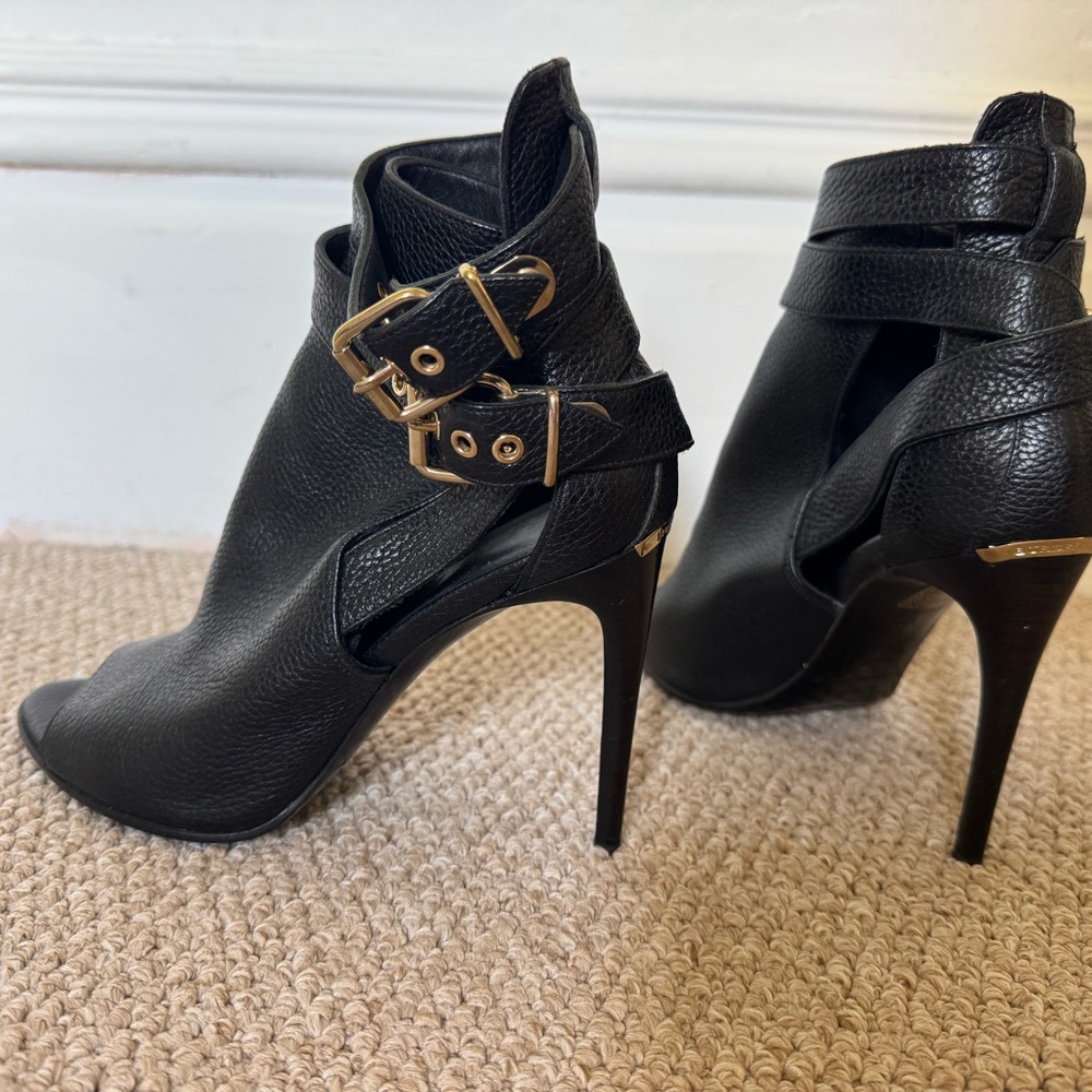 Burberry Black High Stiletto Heels with Ankle Strap